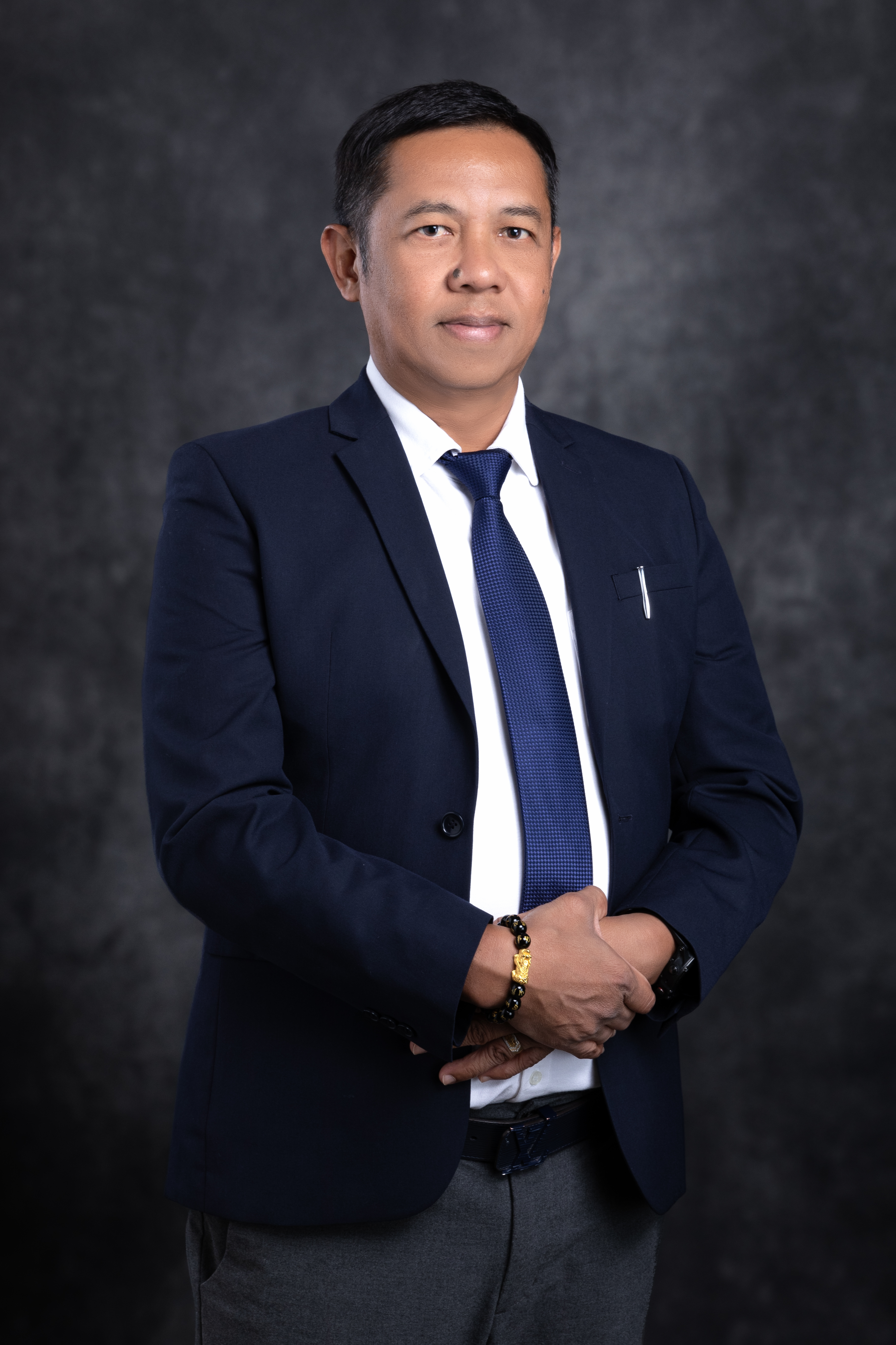 Mr.THITIWAT PIYAWICHAICHAT